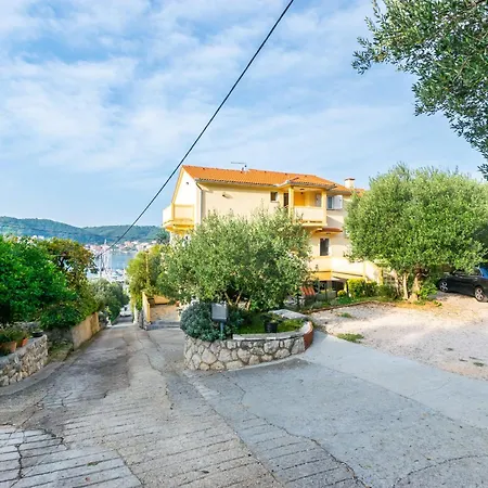 Apartman Sabina *